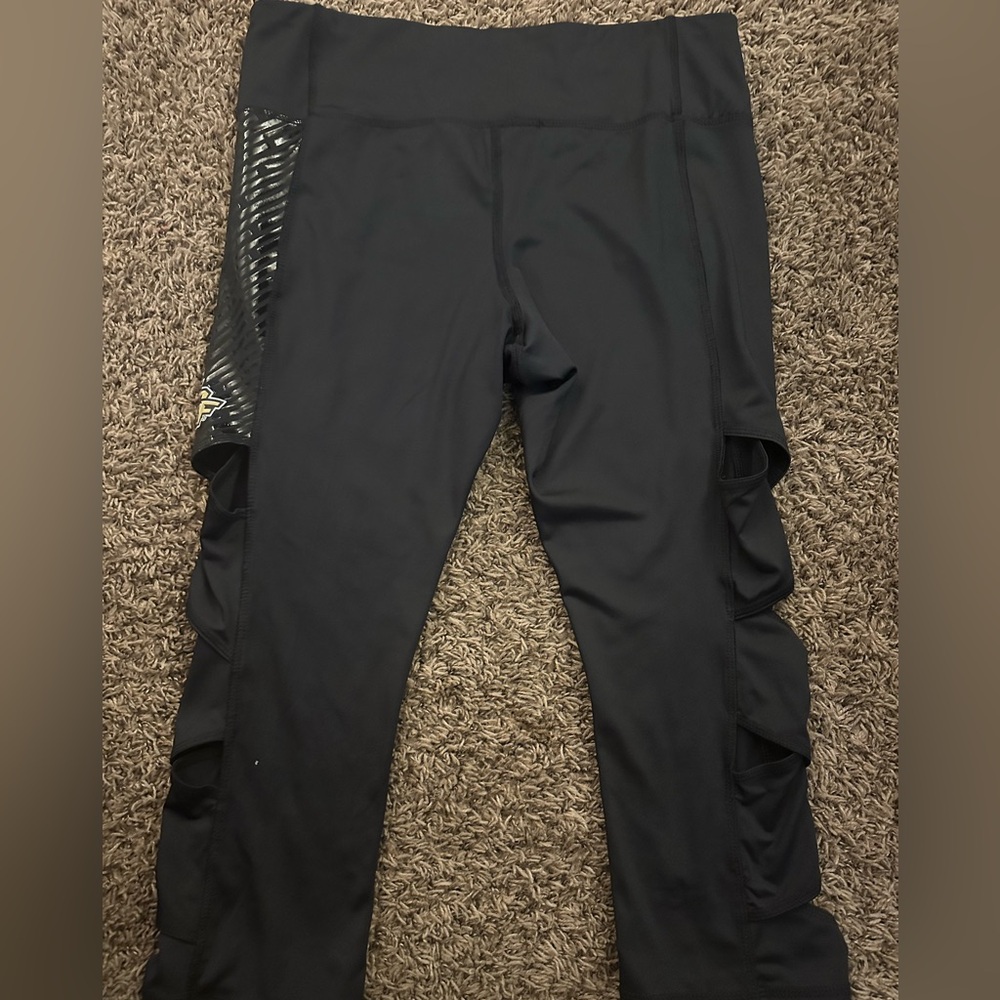Rivalry Threads Black Leggings with Ruched Sides